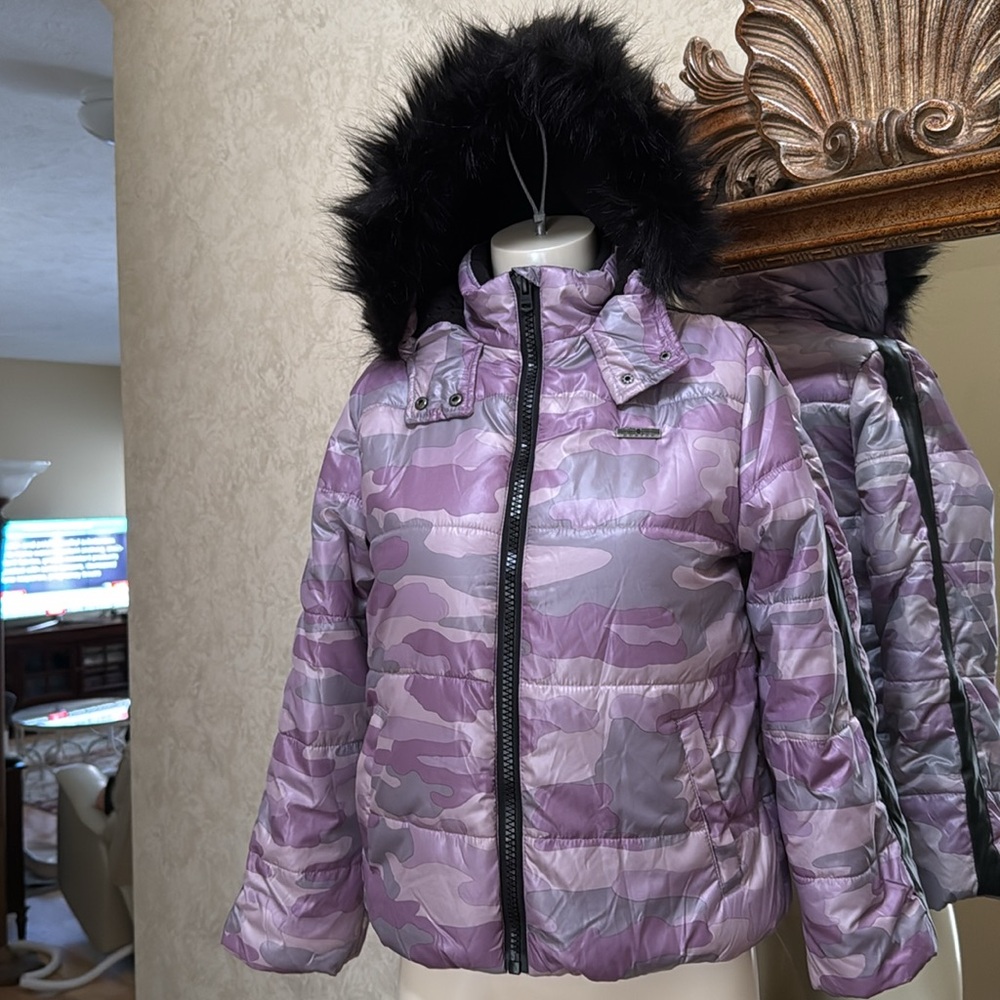 New girls HUDSON Kids faux fur hooded puffer coat. 12-14.  Light purple tones.